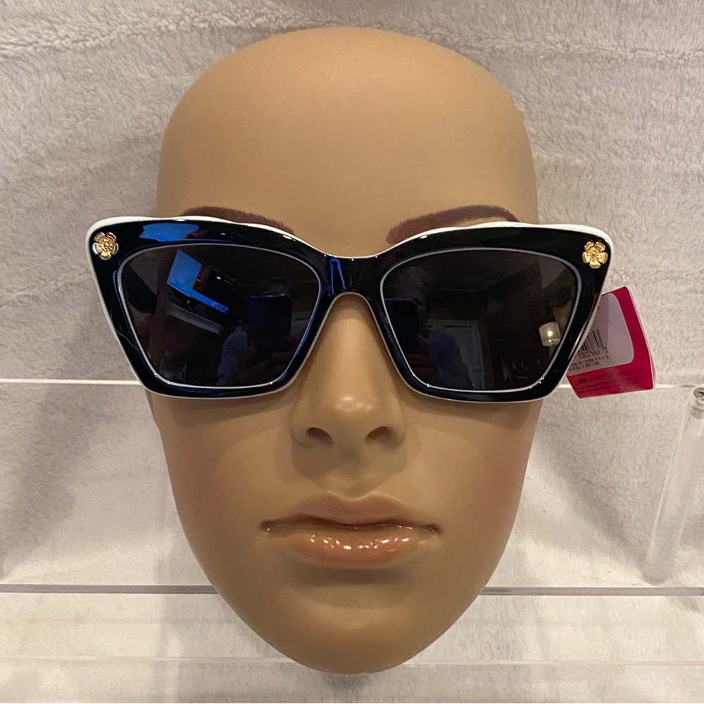 Betsey Johnson Square Butterfly Shape Black & White Sunnies Sunglasses NWT